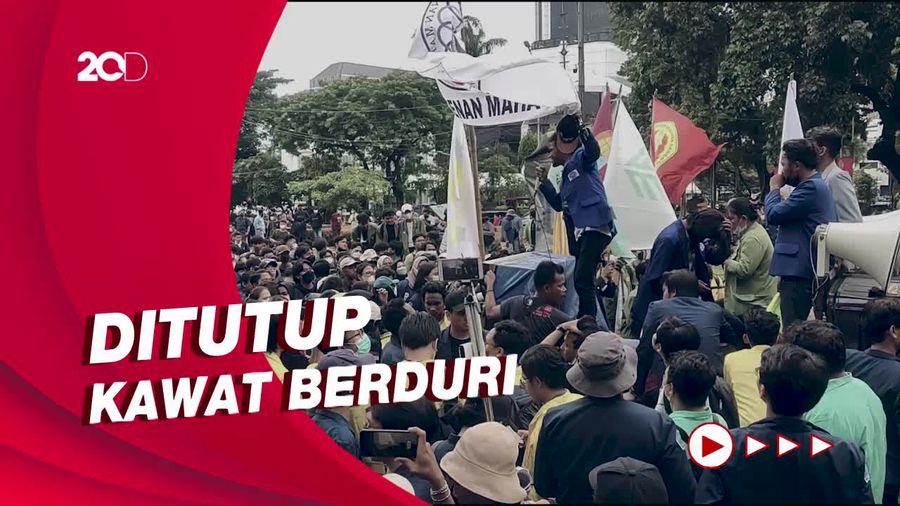 Pedemo Mulai Geruduk Patung Kuda, Jalan ke Istana Ditutup