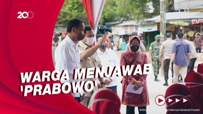 Momen Jokowi Tanya Warga Tunjuk Prabowo: Kenal Siapa Beliau?