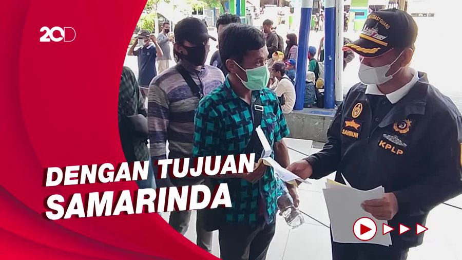 Belum Booster, Para Pemudik di Pelabuhan Parepare Jalani Vaksinasi
