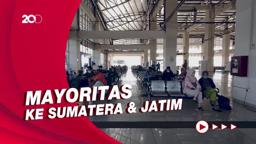 H-9 Lebaran, Terminal Pulo Gebang Mulai Ramai Pemudik