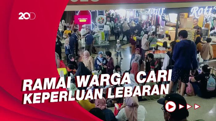Pasar Tanah Abang Ramai Jelang Lebaran, Picu Kemacetan Lalu Lintas