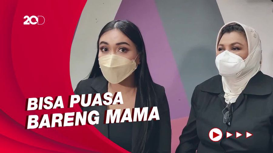 Hal Berbeda yang Dirasakan Denada di Bulan Ramadhan 2022