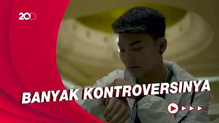 Tri Suaka, Penyanyi Kontroversi yang Berakhir di Somasi