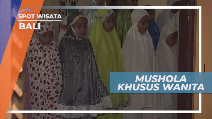 Mushola Khusus Wanita di Desa Pegayaman Bali