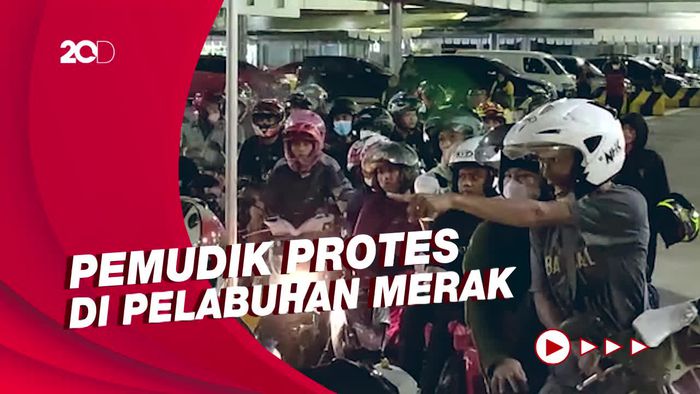 Pemudik Bermotor Ngamuk di Pelabuhan Merak karena Tak Kunjung Naik Kapal