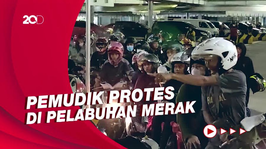 Pemudik Bermotor Ngamuk di Pelabuhan Merak karena Tak Kunjung Naik Kapal