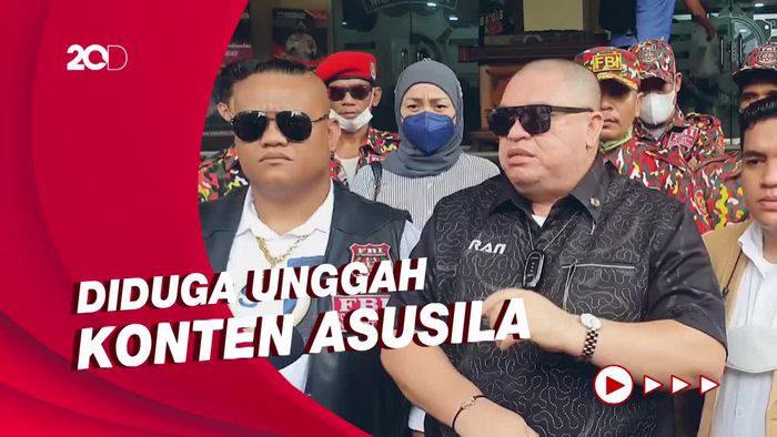 Pelapor Akun IG Hotman Paris Jalani Pemeriksaan di Polda Metro Jaya