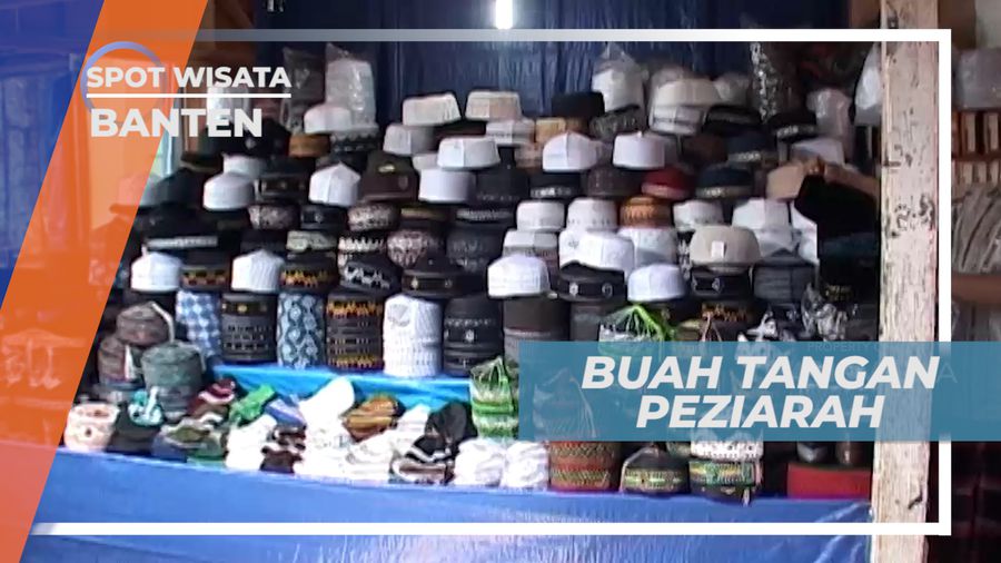 Berburu Buah Tangan di Kawasan Ziarah Masjid Agung Banten
