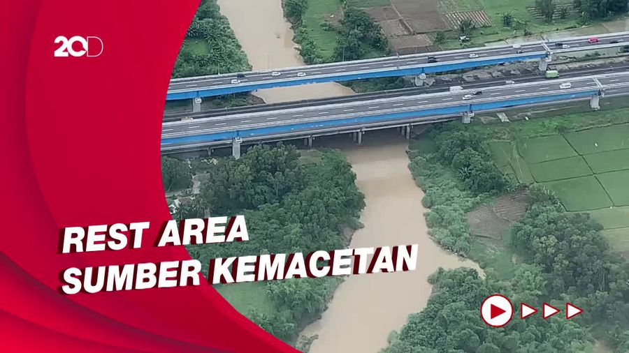 Penampakan Arus Mudik Tol Japek-Tol Cikopo dari Udara