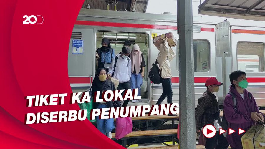 Jelang Lebaran, Stasiun Rangkasbitung Mulai Dipadati Pemudik