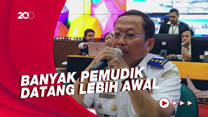 Macet Parah di Exit Tol Merak-Pelabuhan, Ini Jadi Penyebabnya!