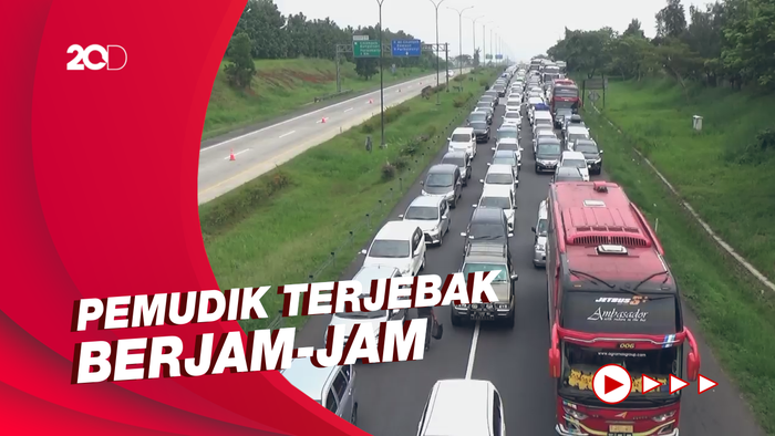 Imbas One Way Dihentikan, Kendaraan Mengular di Tol Cipali KM 72