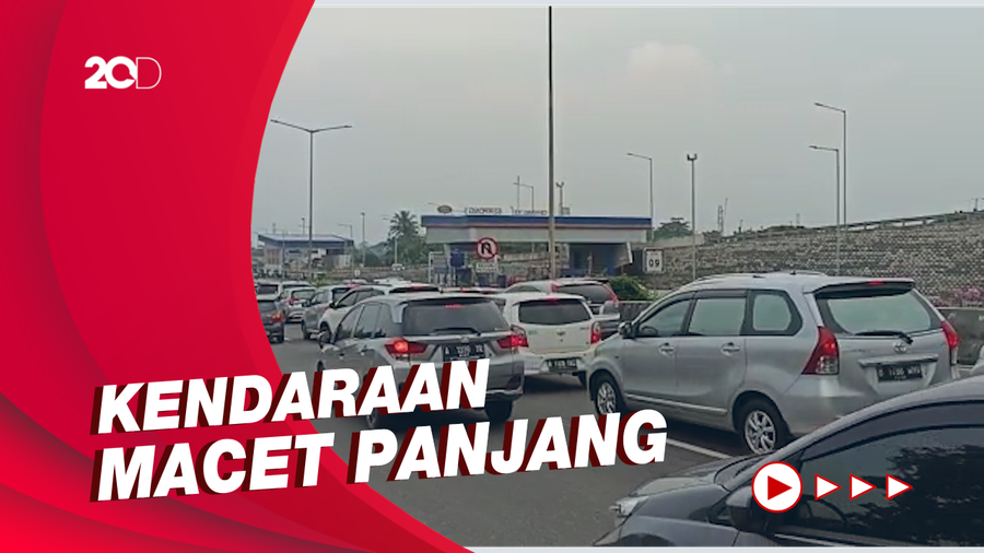 Pengendara Jalan Tol Ulujami-Serpong Terjebak Banjir
