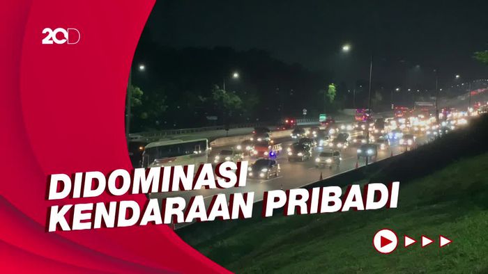 Tol Japek Km 47 Mulai Padat, Polisi Siapkan Contraflow