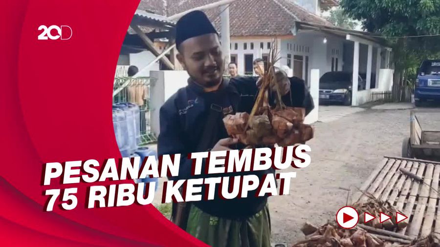 H-1 Lebaran, Ketupat Air Tanjung Tasikmalaya Naik Omzet 100 Persen