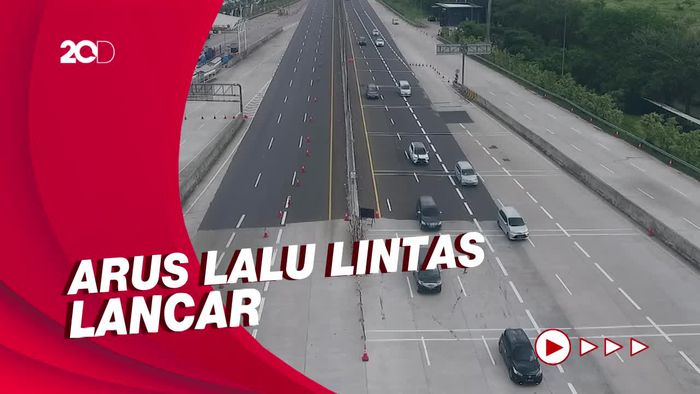 Menelusuri Ruas Tol Japek Lewat Pantauan Udara 