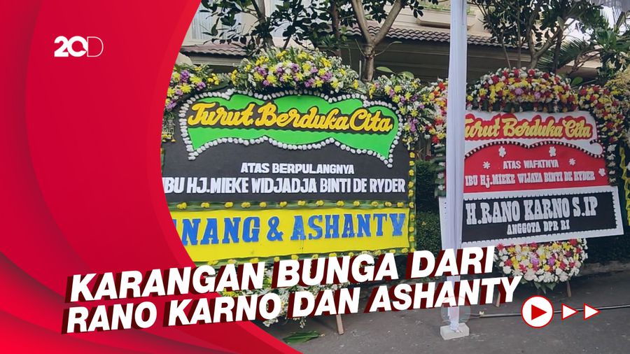 Suasana Rumah Duka Mieke Wijaya