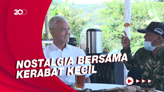 Mudik Tahun Ini, Ganjar Kumpul Bareng Teman Kecil hingga Gurunya