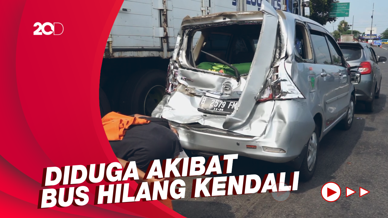 Tabrakan Beruntun Di Tol CIkampek, Libatkan Lima Mobil