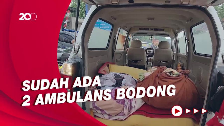 Lagi! Ambulans Bodong Iring-iringan Terobos One Way di Puncak!