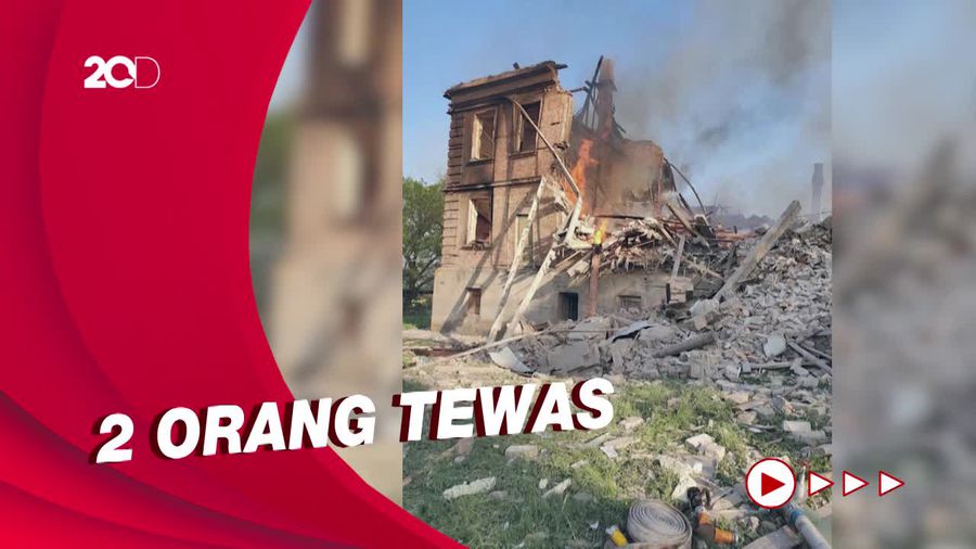 Sekolah di Ukraina Rata Hancur Dibom Rusia, 60 Orang Terjebak Reruntuhan