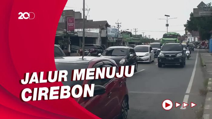 Imbas One Way di Tol, Jalur Pantura Subang Padat