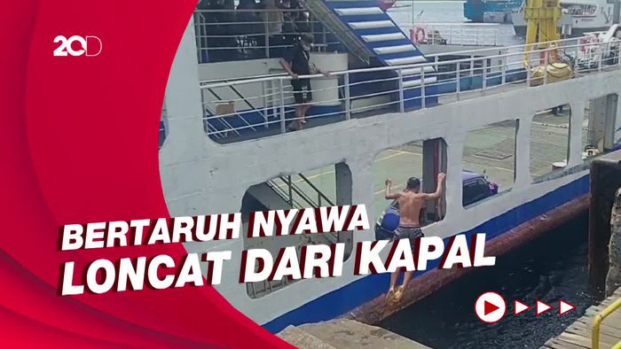 Aksi Anak Logam Sang Pejuang Receh di Pelabuhan