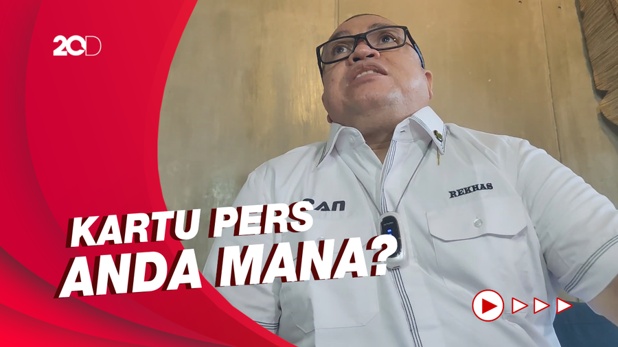 Momen Denise Chariesta Ngaku Jadi Wartawan saat Preskon Kasus Medina 