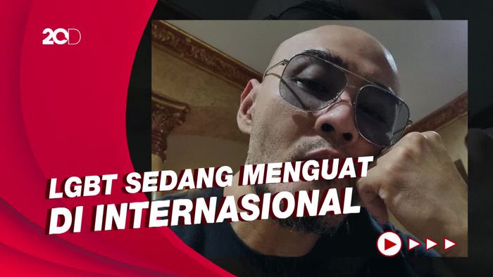 PKS Pertanyakan Konten Gay Deddy Corbuzier: Inisiatif atau Pesanan?