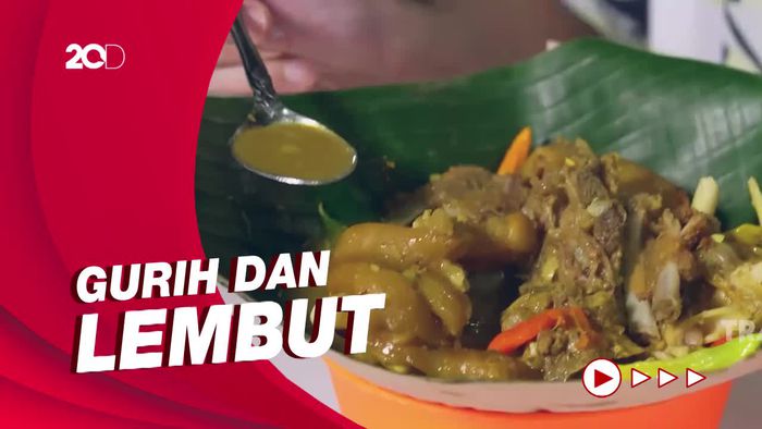 Bikin Laper: Nikmatnya Tengkleng Kepala Kambing Bu Edi di Solo