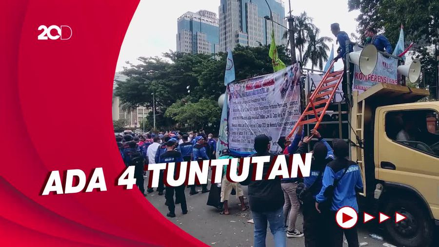 Buruh Bubarkan Diri Usai Tuntutan Diterima KSP