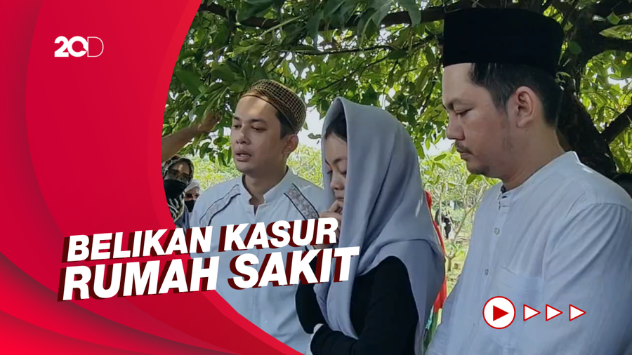 Kiki Farrel Sempat Wujudkan Permintaan Terakhir Ibunda