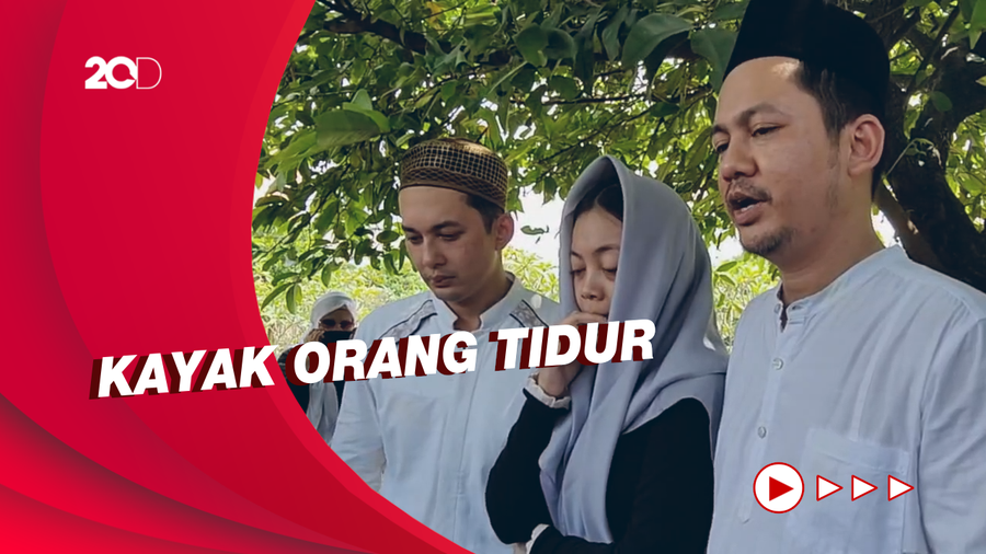 Kronologi Meninggalnya Ibunda Kiki Farrel