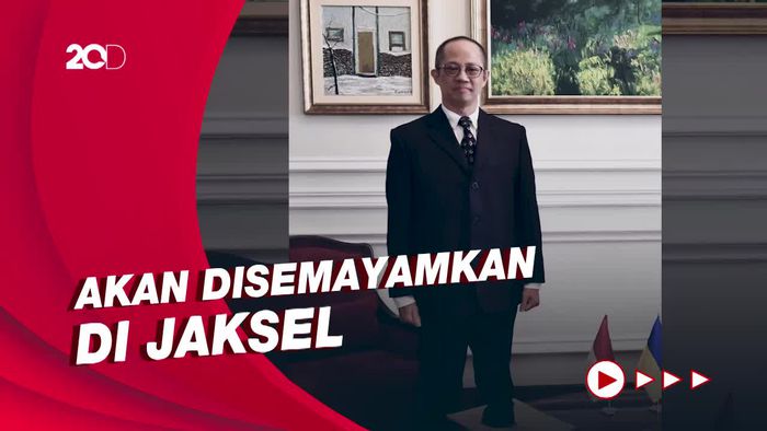 Dubes RI untuk Ukraina Gafhur Akbar Dharmaputra Tutup Usia