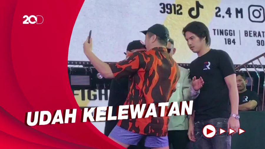 Orang Tuanya Diejek, El Rumi Siap Ladeni Winson di Ring Tinju
