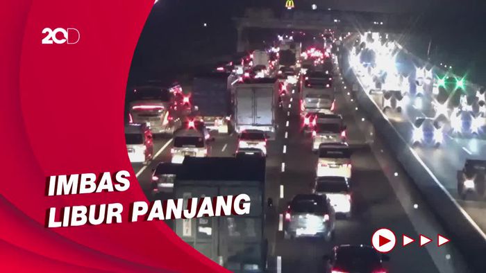 Padat Merayap! Kondisi Malam Ini di Tol Cikampek