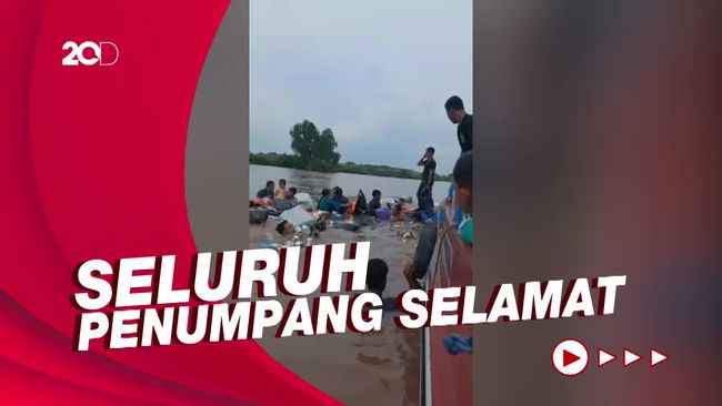 Kapal Berpenumpang 22 Orang Kecelakaan di Inhil Riau