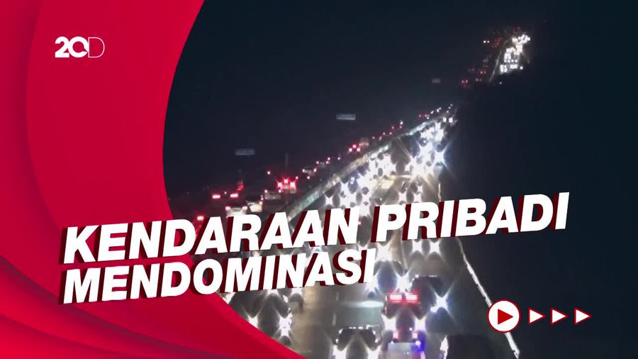 Malam Ini, Arus Kendaraan di Tol Cipularang Arah Jakarta Padat