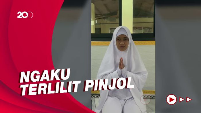 Pengakuan Wanita Berpakaian Serba Putih yang Heboh di Lampung