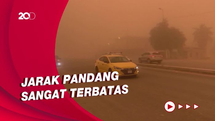 Badai Pasir Terjang Baghdad, Ratusan Warga Sulit Bernapas