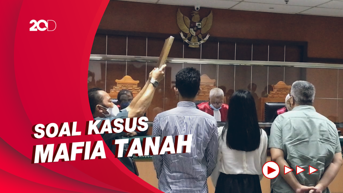 Riri Khasmita Bantah Pernah Bekerja untuk Ibu Nirina Zubir