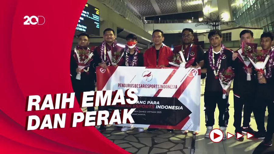 Sambutan Hangat untuk Tim Esports Peraih Medali di SEA Games 2021