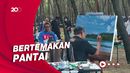 Momen SBY Melukis Bareng Ribuan Pelajar di Pantai Pancer Dorr Pacitan