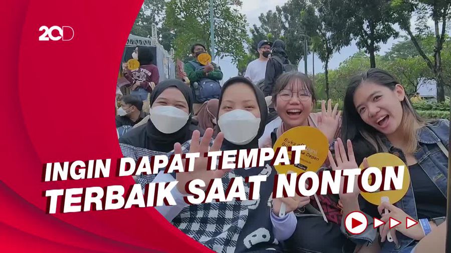 Reveluv Rela Antre Sejak Subuh Demi Nonton Red Velvet di Allo Bank Festival