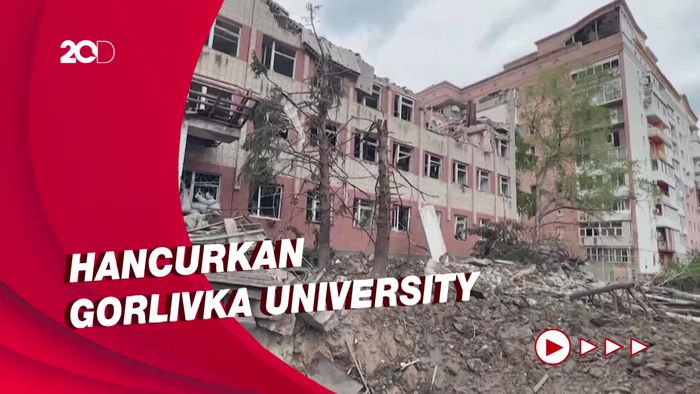 Serangan Udara Rusia Hantam Gedung Universitas di Donetsk