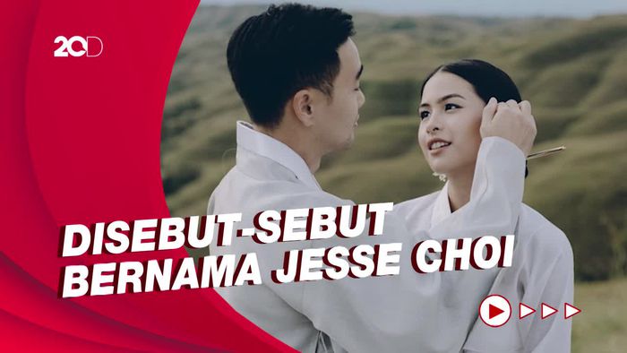 Inikah Sosok Suami Maudy Ayunda?