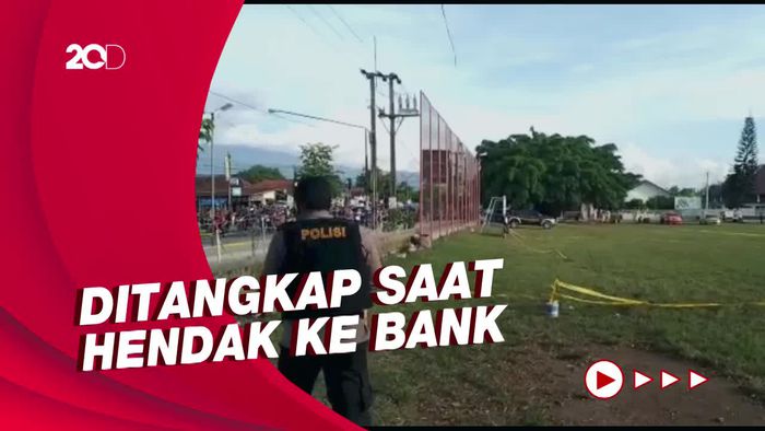 Pria Diduga Bawa Bom di Majalengka Diikat di Tiang Gawang