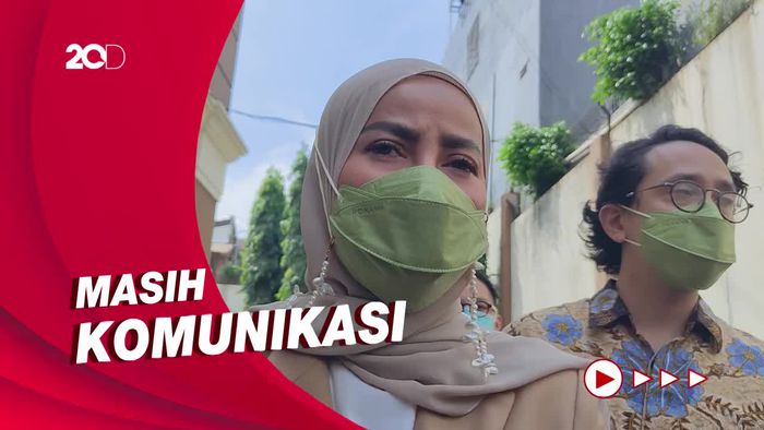 Jalani Sidang Sendiri, Olla Ramlan: Siapa yang Bilang Kuat? 