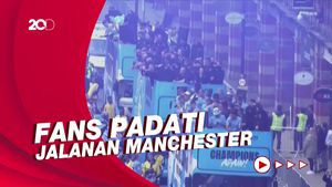 Manchester Membiru Saat Man City Rayakan Juara Liga Inggris
