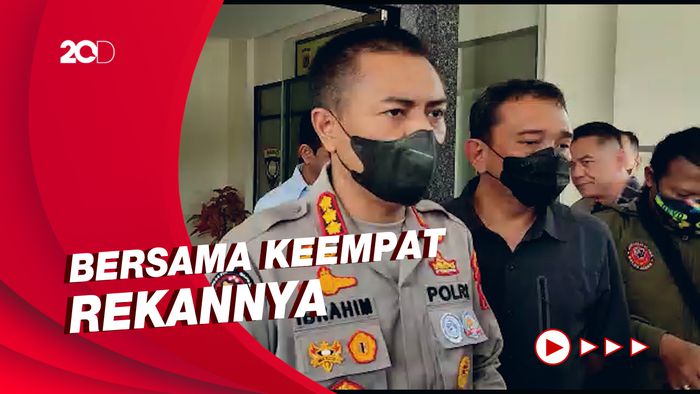 Bukan Lagi Party, Gary Iskak Nyabu Sambil Kerja